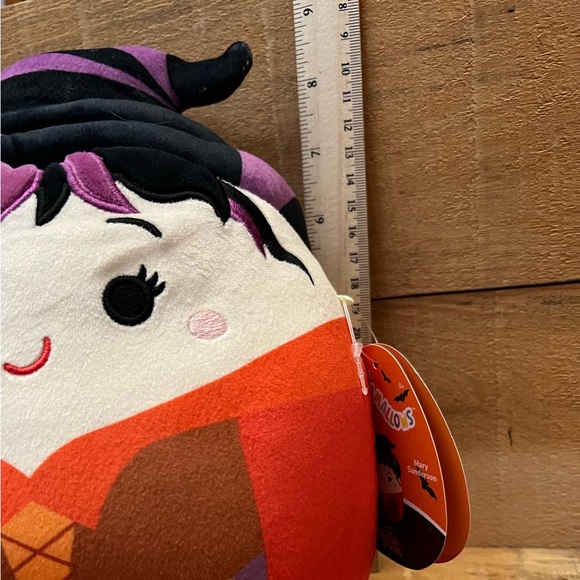Hocus Pocus Mary Sanderson Squishmallow 8” NWT - Picture 6 of 6